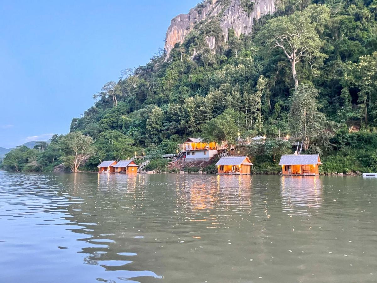 Nongkhiaw The Float House Hotel Bagian luar foto