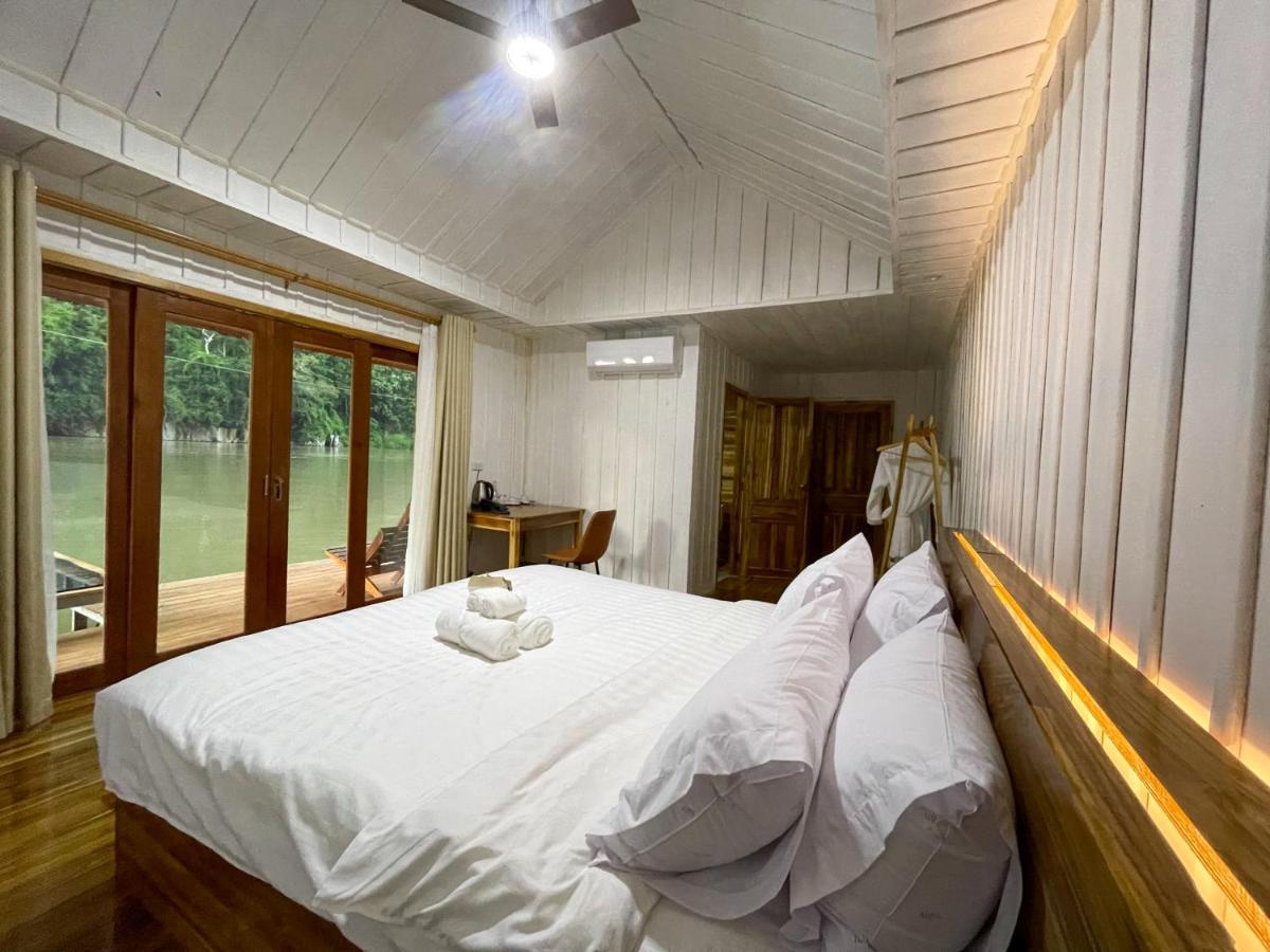 Nongkhiaw The Float House Hotel Bagian luar foto