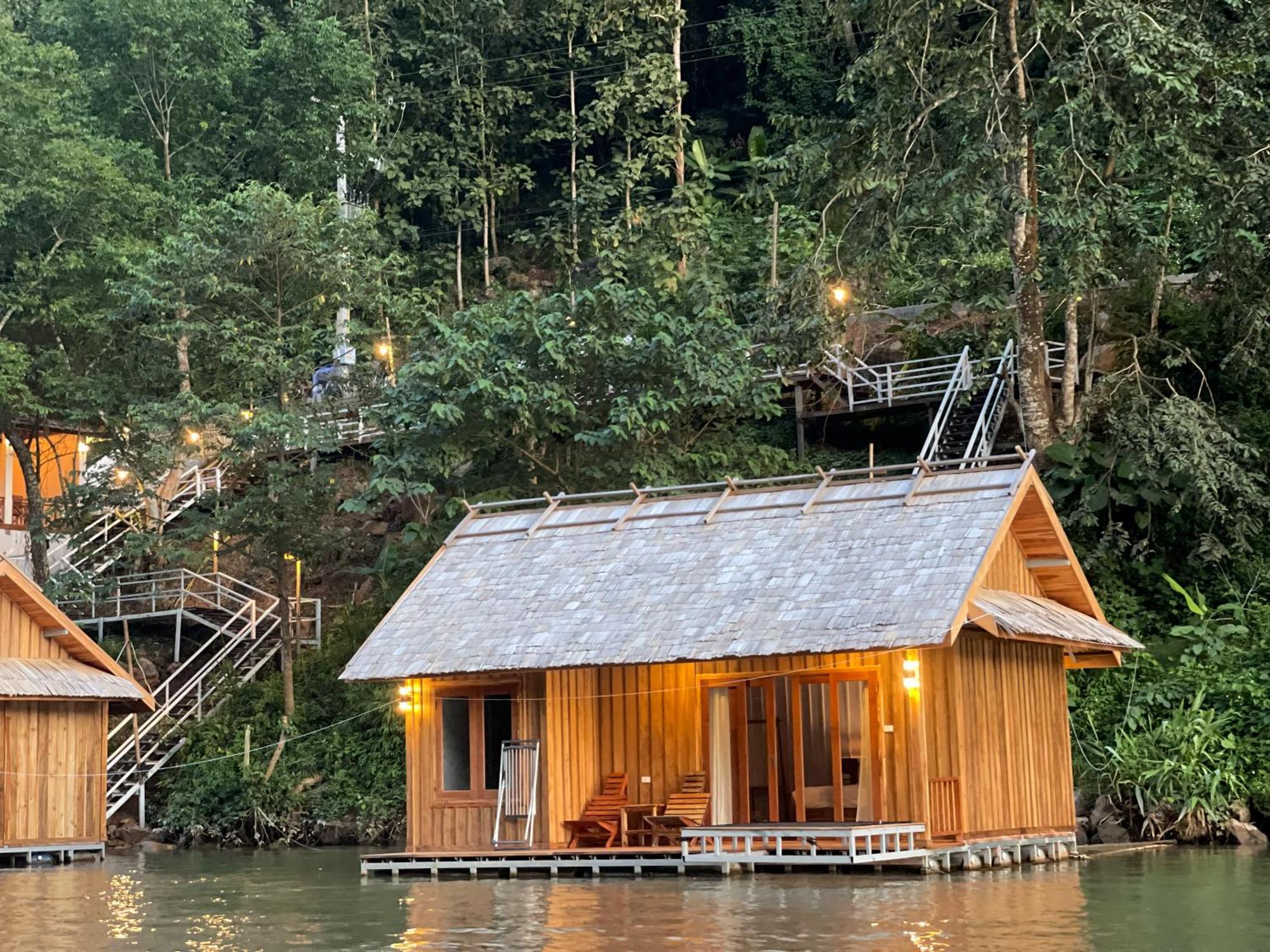 Nongkhiaw The Float House Hotel Bagian luar foto
