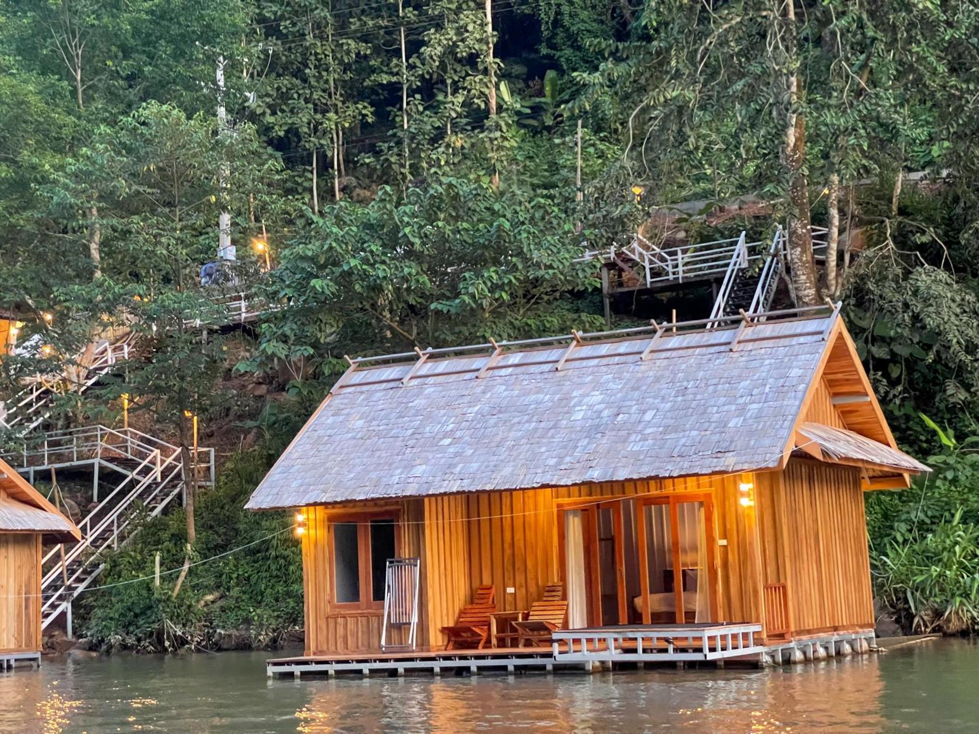 Nongkhiaw The Float House Hotel Bagian luar foto