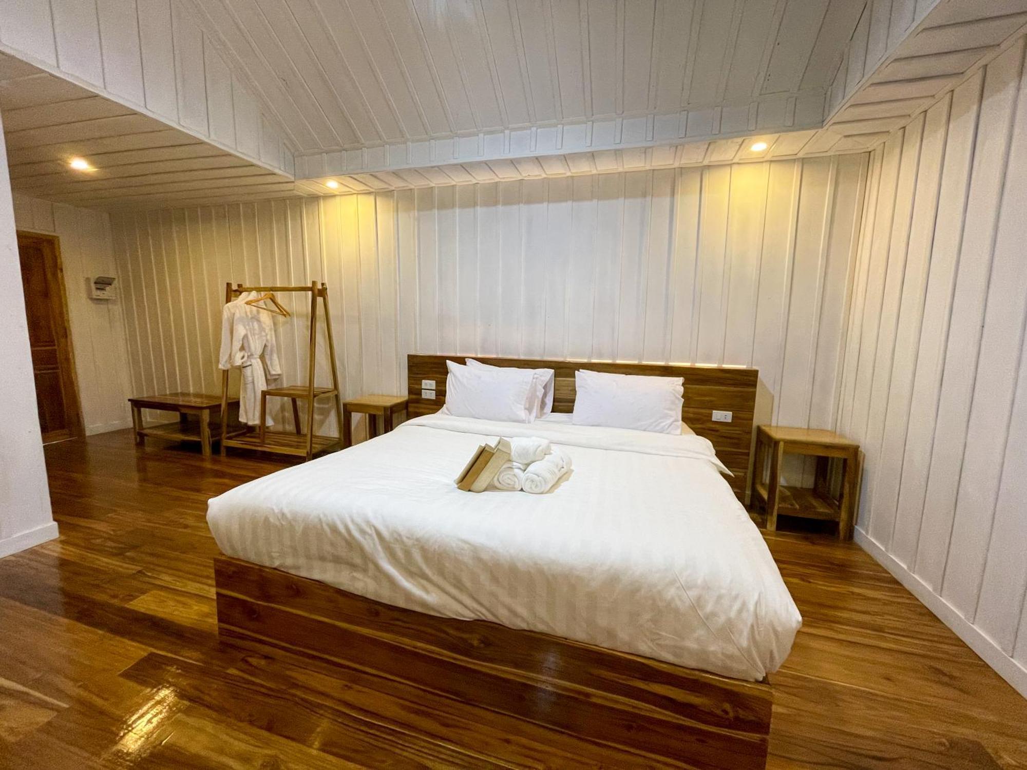 Nongkhiaw The Float House Hotel Bagian luar foto