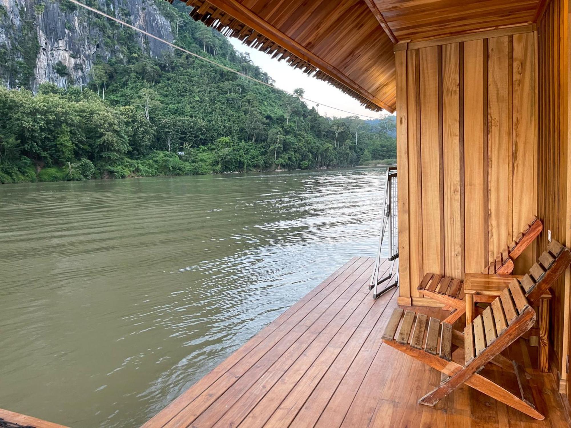 Nongkhiaw The Float House Hotel Bagian luar foto
