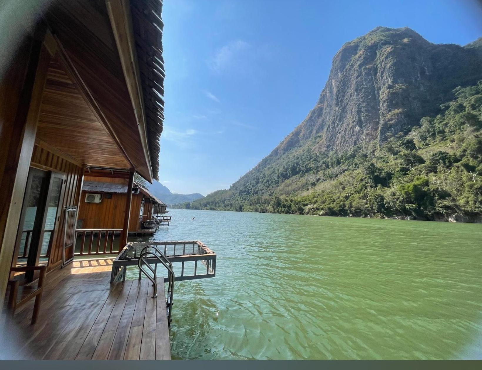 Nongkhiaw The Float House Hotel Bagian luar foto